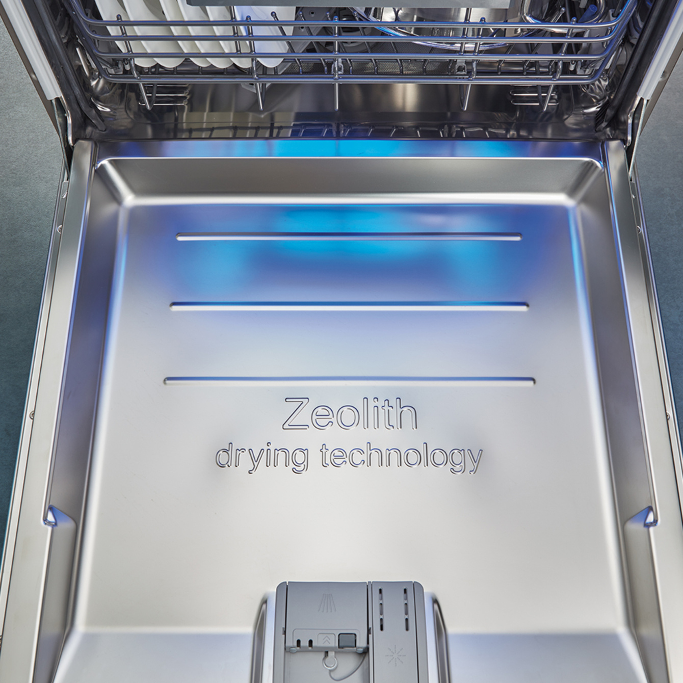 Zeolith Trocknen – Für glänzende Spülergebnisse bei Elektro- und Kommunikationstechnik Thale GmbH in Thale